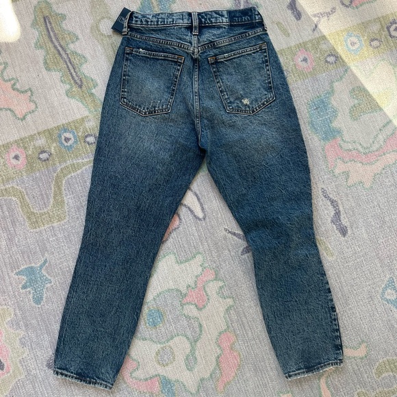 NWT Abercrombie jeans. “The Skinny High-rise” size 6 - Picture 6 of 6